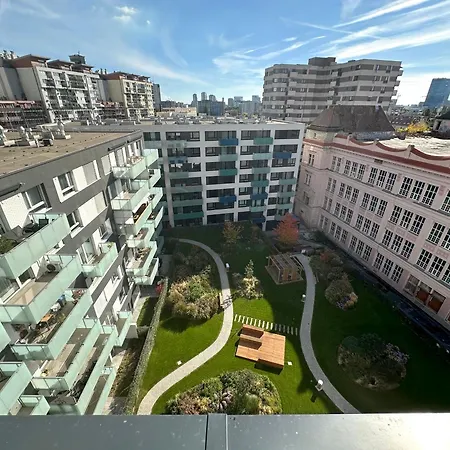 New Modern Near Tipos Arena With Parking 公寓 布拉迪斯拉发