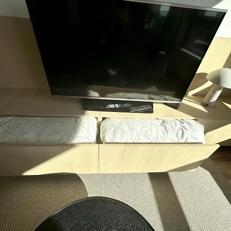 New Modern Near Tipos Arena With Parking