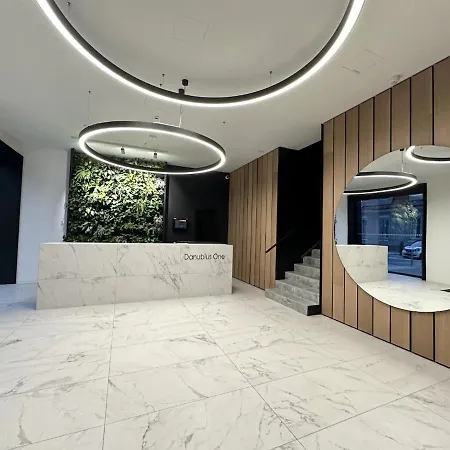 New Modern Near Tipos Arena With Parking 公寓