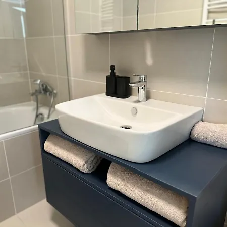 New Modern Near Tipos Arena With Parking ברטיסלאבה